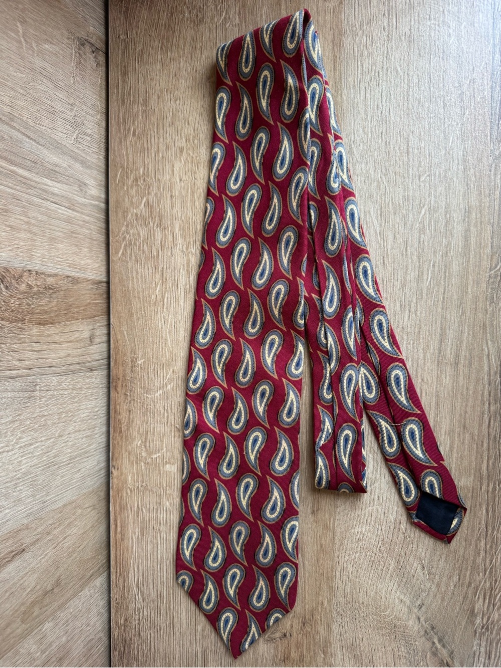 Men's Burgundy Paisley Silk Tie - Stylish Formal, 100% Silk